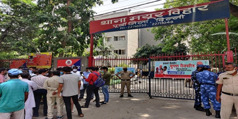 Trilokpuri Dalit girl rape Delhi Commission for Women sends notice to Delhi Police