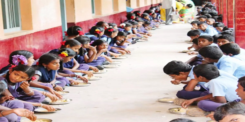 Amethi Dalit students fed Mid Day Meal in school by sitting in a separate row